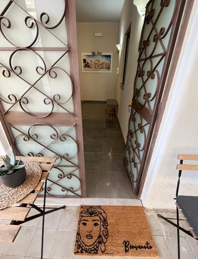 Mita Apartments คาตาเนีย ภายนอก รูปภาพ